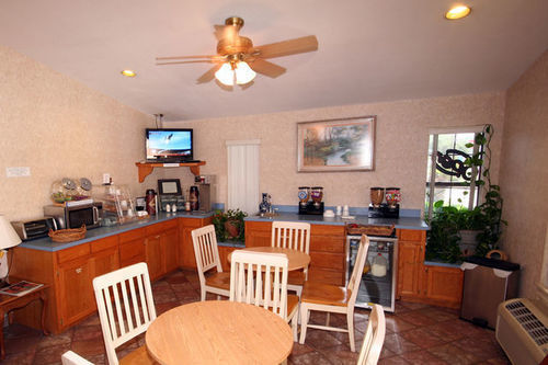 Edinburg Executive Inn Экстерьер фото